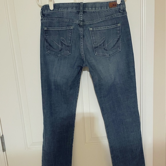 GAP curvy collection jeans. Size 6 regular. Like new condition - Picture 2 of 9